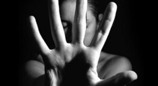 İzmir'de utanç: Öğrencilere cinsel istismar iddiası!