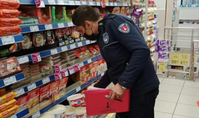 İzmir’de zabıta ekipleri denetimleri sıklaştırdı