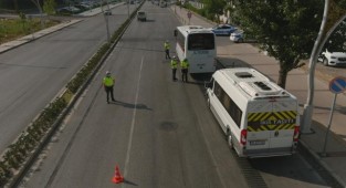 İzmir'in trafik raporu: En çok ceza 'yasak 'park'a!