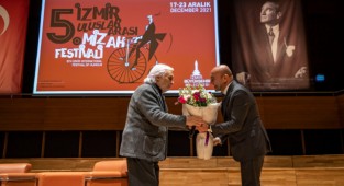 İzmir Uluslararası Mizah Festivali'nde 