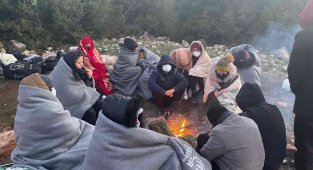 İzmir'de jandarma ekiplerinden dev göçmen kaçakçılığı operasyonu