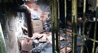 İzmir'de yangında dumandan etkilenen kişi hayatını kaybetti