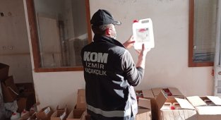 İzmir'de yılbaşı öncesi sahte içki operasyonu: 2 ton ele geçirildi