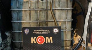 Kaçak akaryakıt operasyonu: 2 bin 250 litre atık yağ ele geçirildi 