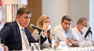 Karşıyaka'da gündem Atakent Planları: Planlar İade edildi!