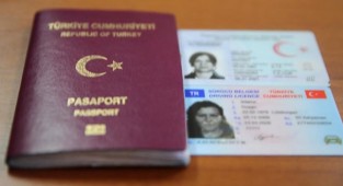 Kimlik, pasaport ve sürücü belgelerinin ücretleri belli oldu