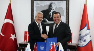 Konak ve Nilüfer Belediyesi, “kardeş şehir” oldu