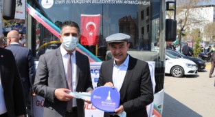 Menderes Belediyesi'nin araç filosuna 10 hizmet aracı eklendi