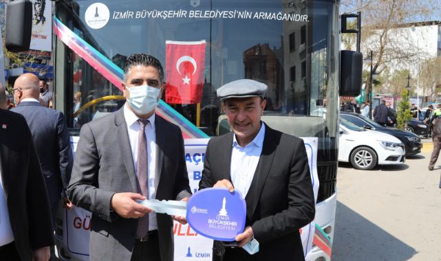 Menderes Belediyesi'nin araç filosuna 10 hizmet aracı eklendi