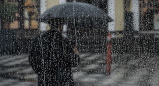 Meteoroloji'den Ege için kuvvetli sağanak ve fırtına uyarısı