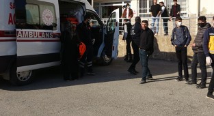 Öğrenciler yedikleri lahmacundan zehirlendi 