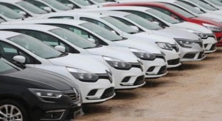 Otomobil markaları indirim için harekete geçti! 