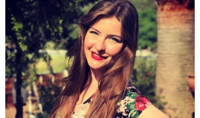 Sonunu getiren şişeyle poz verdiği ortaya çıktı