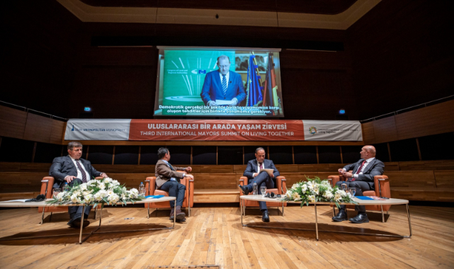 Soyer: “Bu hikâye yerelden değişecek”