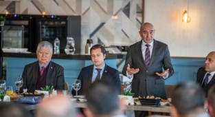 Soyer sendika temsilcileriyle buluştu: 'Yaşadığınız sorun benim sorunum'