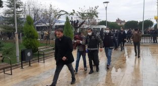 Tırpan operasyonunda İzmir'de 11 tutuklama