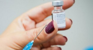 Üçüncü doz BioNTech aşısının en yaygın 5 yan etkisi belli oldu