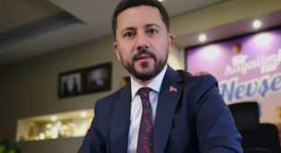 Belediye başkanlığının ardından AKP’den de istifa etti: 'Hakkımı helal etmiyorum'