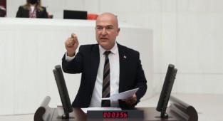 CHP’li Bakan: “Türkiye, 141 konteyner çöpten nasıl kurtulacak?” 