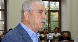 CHP'li Beko: Geçici işçiler siyasi malzeme yapılmasın!