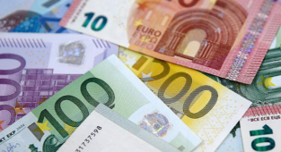 Döviz kurlarında son durum: İşte haftanın ilk rakamları