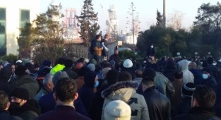 Aliağa'da gemi söküm işçileri eylemlerinin 7. gününde