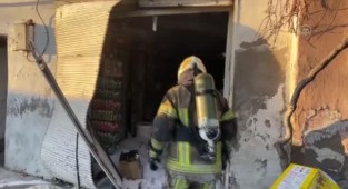 İzmir'de bakkalda patlama! 4 kişi yaralandı