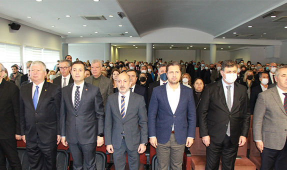 Karşıyaka'daki iklim zirvesinden AKP'ye 'İklim şurası' salvosu