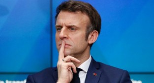 Macron’dan Rusya’ya kınama!