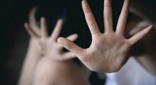 Öğrencileri taciz eden müdür gözaltına alındı