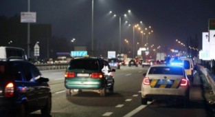 Ukrayna'da evde kalın çağrısına rağmen halk kaçış için sokaklara döküldü!