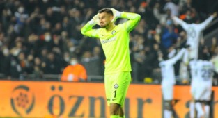 Altaylı kaleci Lis: Kariyerim için büyük adım attım!