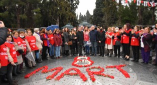 Başkan İduğ, 8 Mart’ta Bornovalı kadınları yalnız bırakmadı