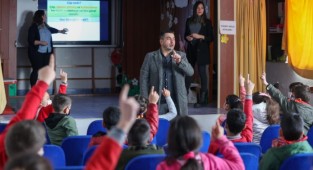 Buca’da miniklere doğa dostu eğitim