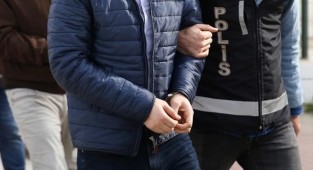 İzmir'deki tefeci baskınında 5 tutuklama!