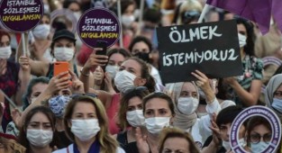 Kadın Hakları İhlalleri Raporu: En az 339 kadın erkekler tarafından öldürüldü, 793 kadına şiddet uygulandı!