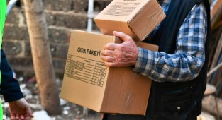 Kara kış dayanışmasına İzmirlilerden dev destek