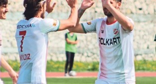 Karşıyaka'dan 7 gollü galibiyet