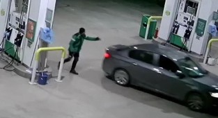 Otomobilin deposunu doldurtup parayı ödemeden kaçan 3 şüpheli yakalandı