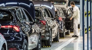 Otomotiv pazarında kan kaybı sürüyor!