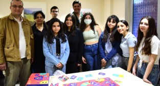 Bornova'da gençlere toplumsal cinsiyet eşitliği eğitimi