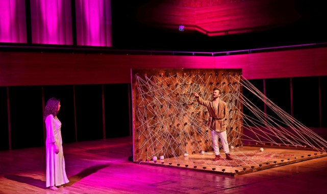 Hülya-Özdemir Nutku Uluslararası İzmir Tiyatro Festivali başladı