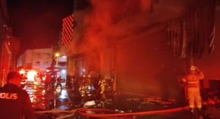 İzmir Gıda Çarşısı’nda yangın paniği!