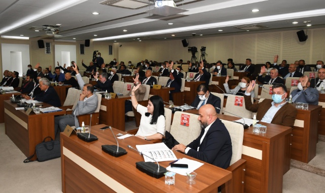 Karabağlar Belediye Meclisi’nde komisyon üyeleri belli oldu