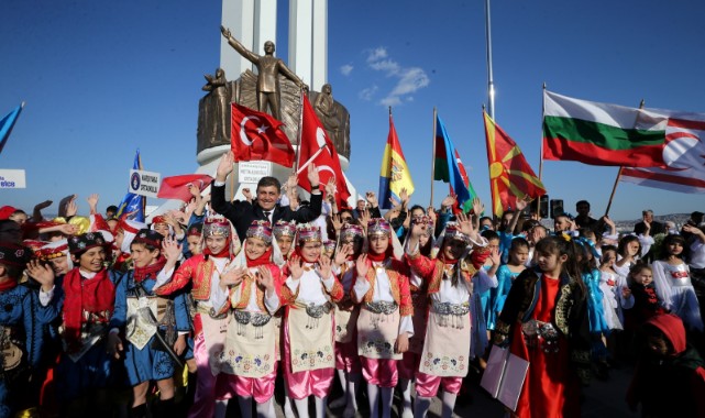 Karşıyaka'da bayram coşkusu
