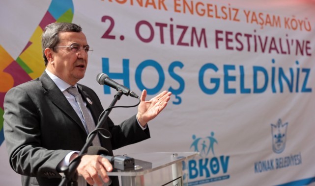 Konak’ta Rengarenk Otizm Festivali