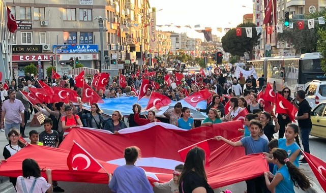 19 Mayıs Narlıdere'de coşkuyla kutlandı