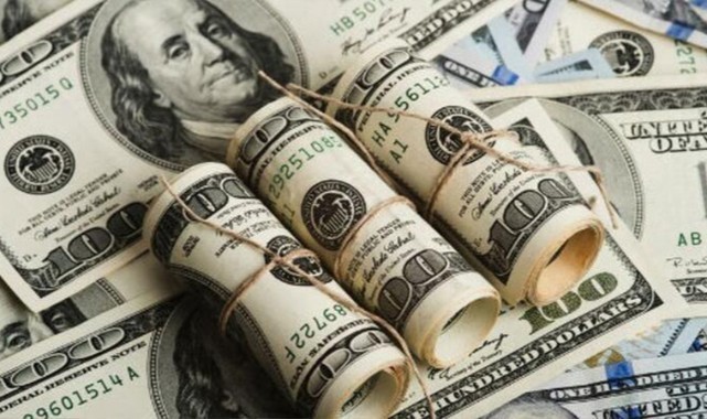 Dolar durdurulamıyor: 15,34'ü gördü!