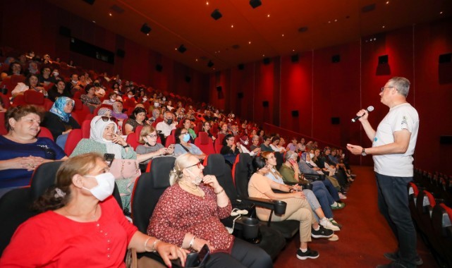 Gaziemirli 700 kadın Bergen’i izledi
