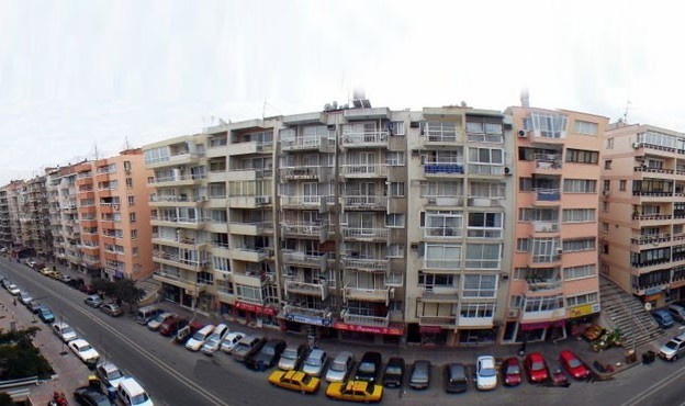 İzmir'de o caddede trafik tek yöne iniyor!